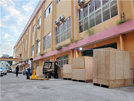 河南貼標機發貨現場